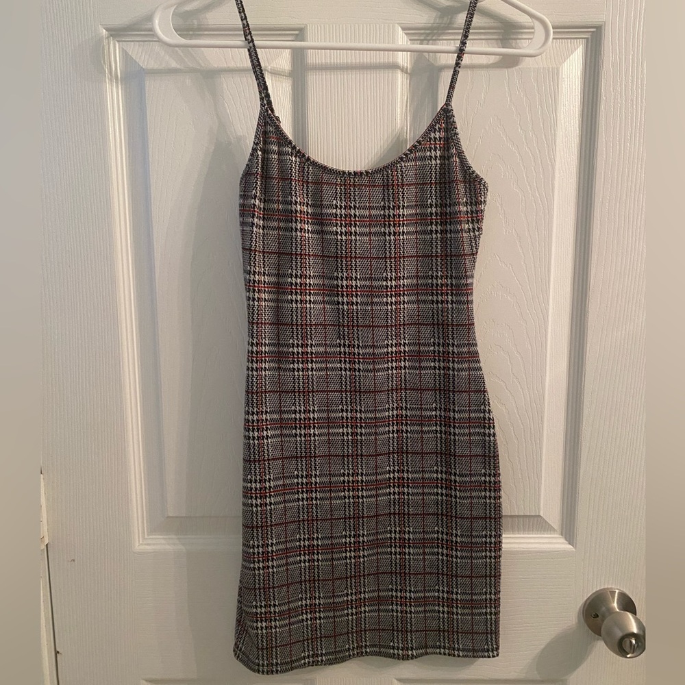 Windsor black, red, and white dress